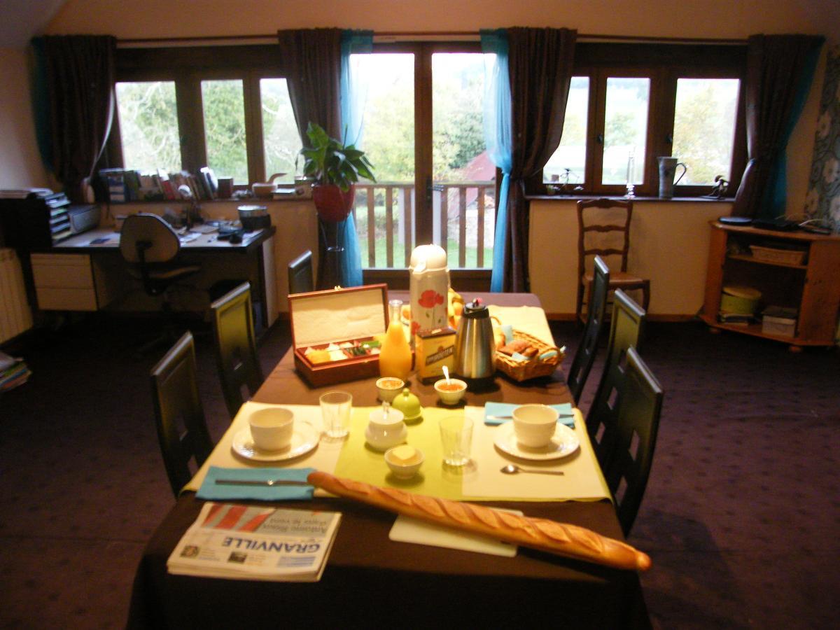 La Ferme De Montaigu Bed and Breakfast Eksteriør billede